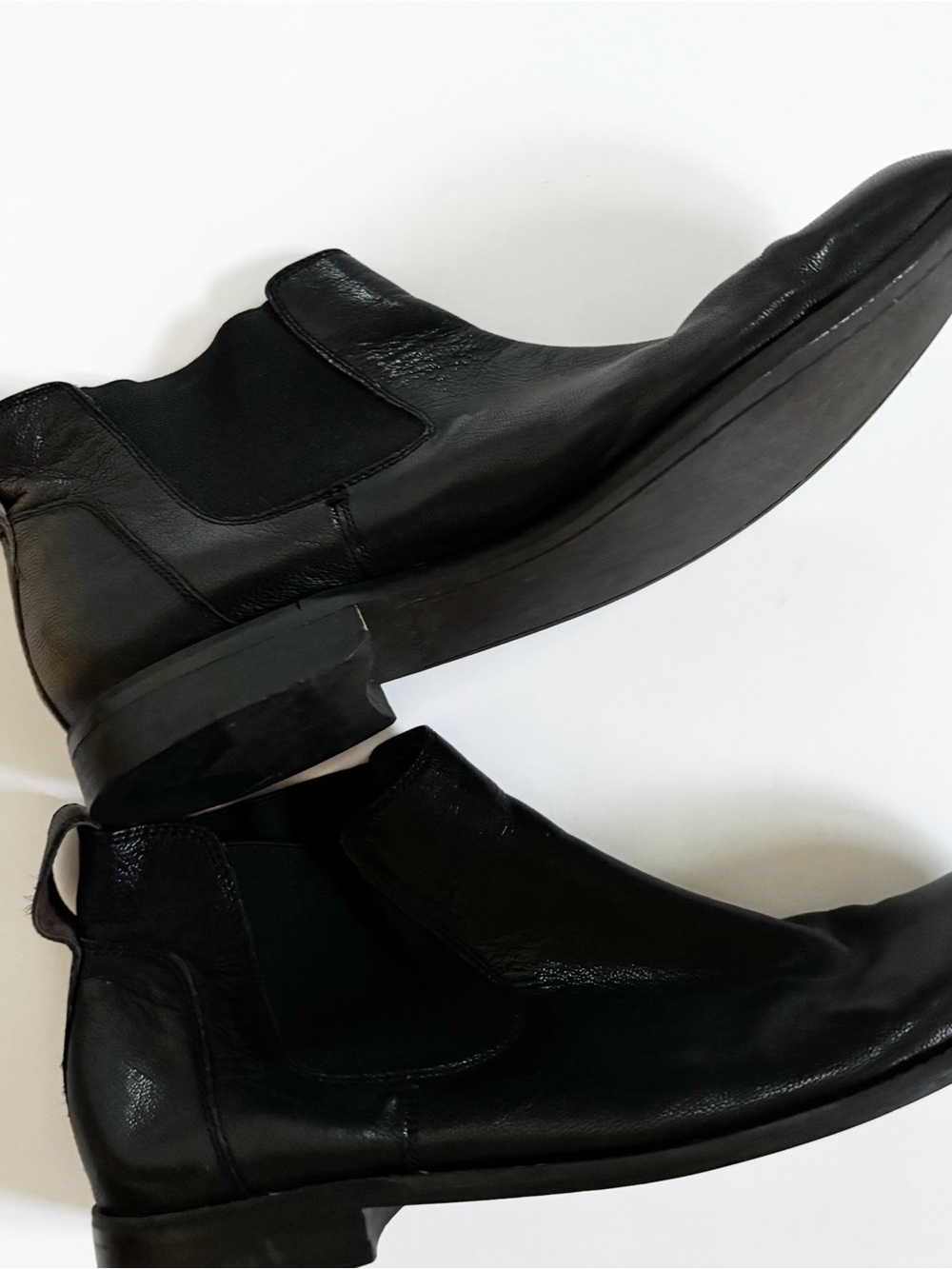 John Varvatos Men’s Chelsea Pull On Boots